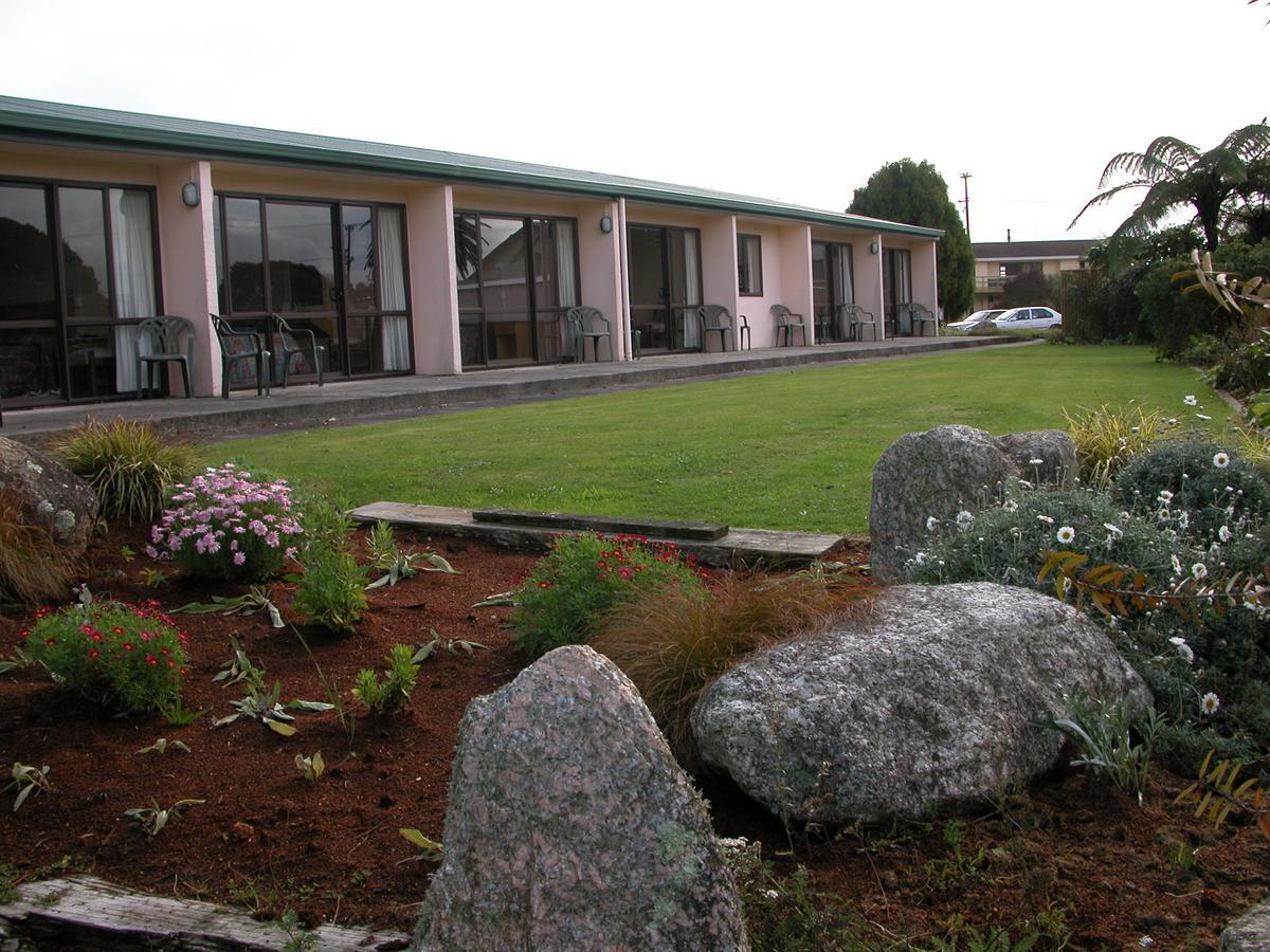 Karamea Village Hotel Extérieur photo