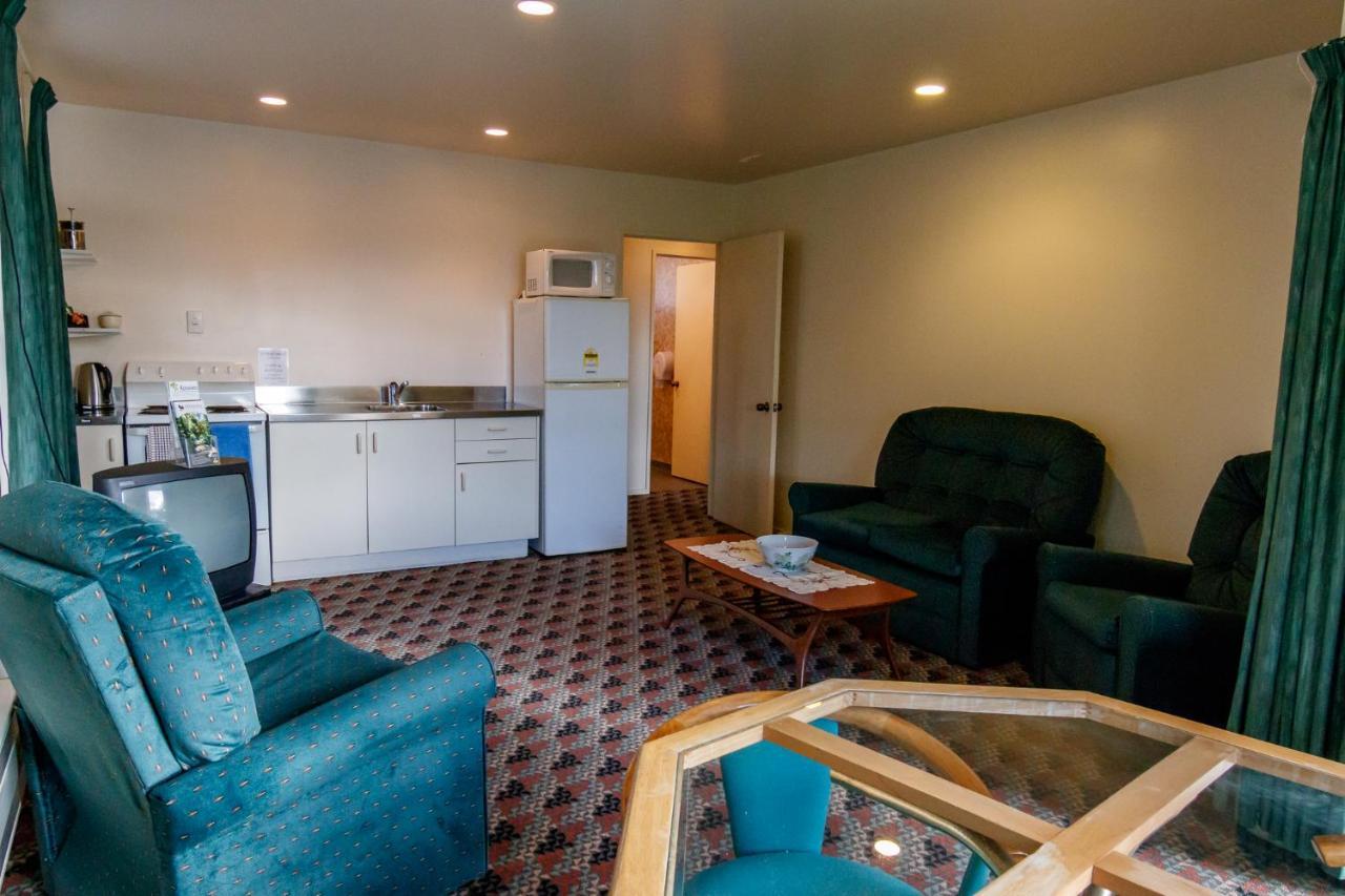Karamea Village Hotel Extérieur photo